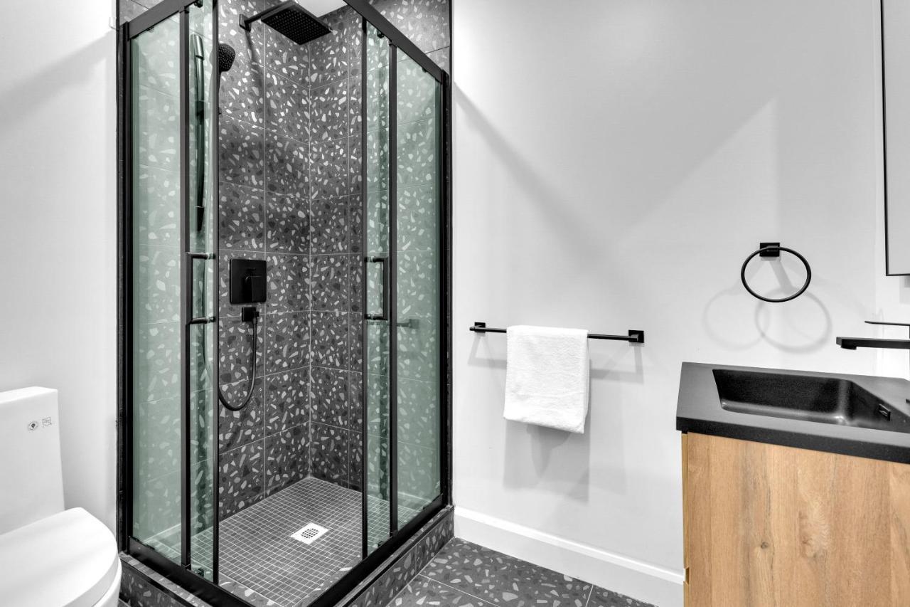 Deluxe Suites Downtown Montréal Eksteriør billede